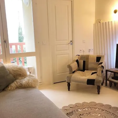 2 Couleur Dune, Piscine, Parking Gratuit *